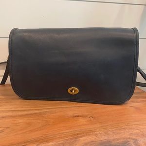Vintage Coach Leather Court Crossbody Bag